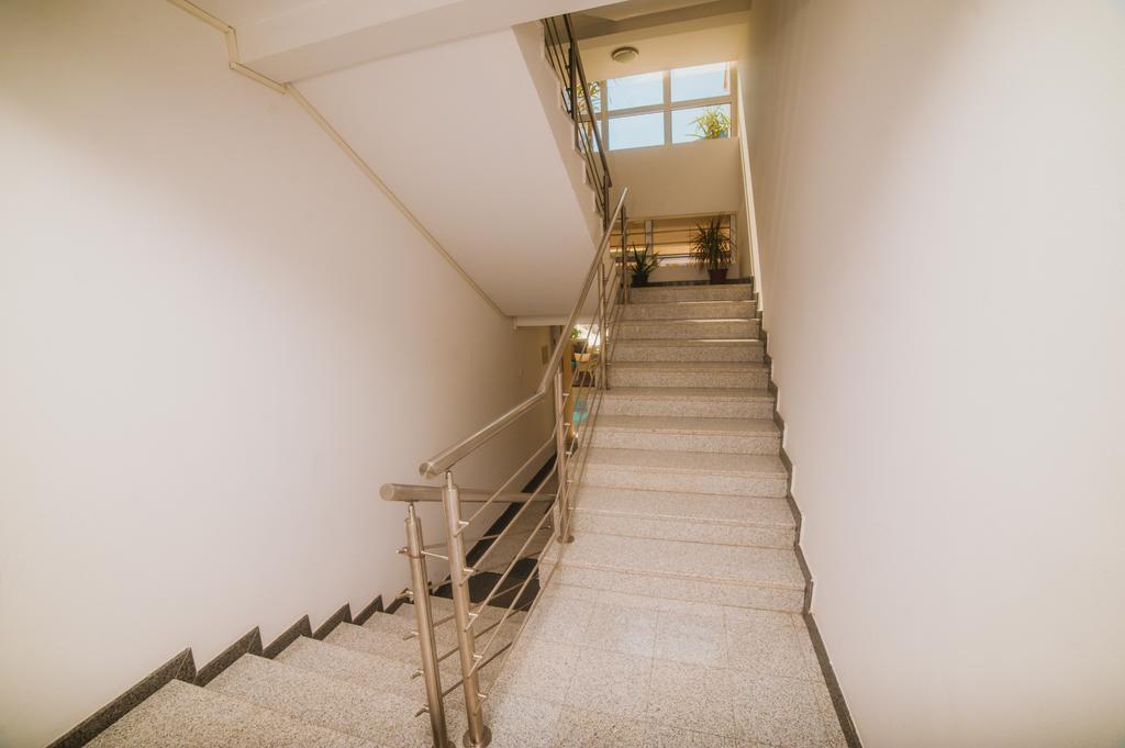 Apartment Dv Magnolia Tivat Bilik gambar